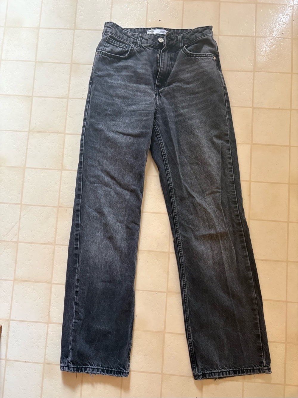 Zara Black Straight-Leg Jeans Size 4
